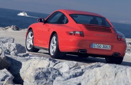 911 7
